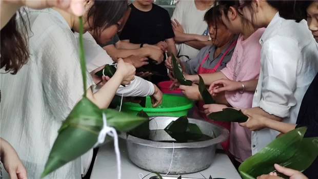 2021Ϻʱǲųڰӻͼ8