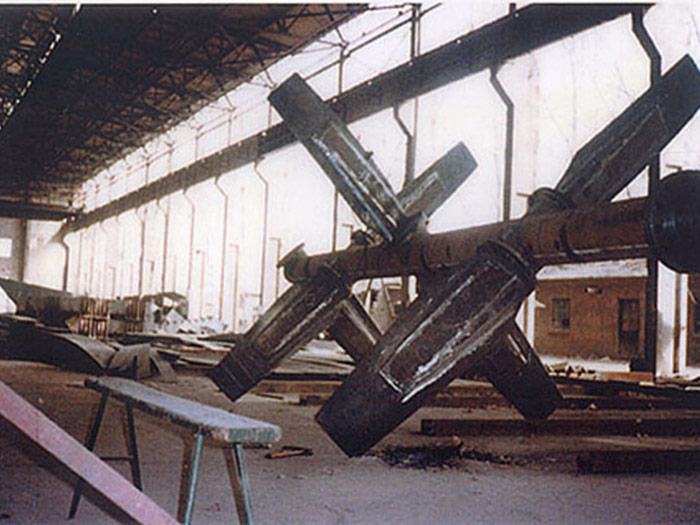 ����������